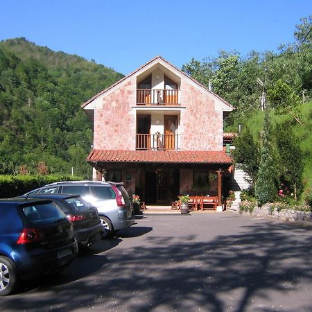 La Salmonera Cangas De Onis Cano Exterior photo