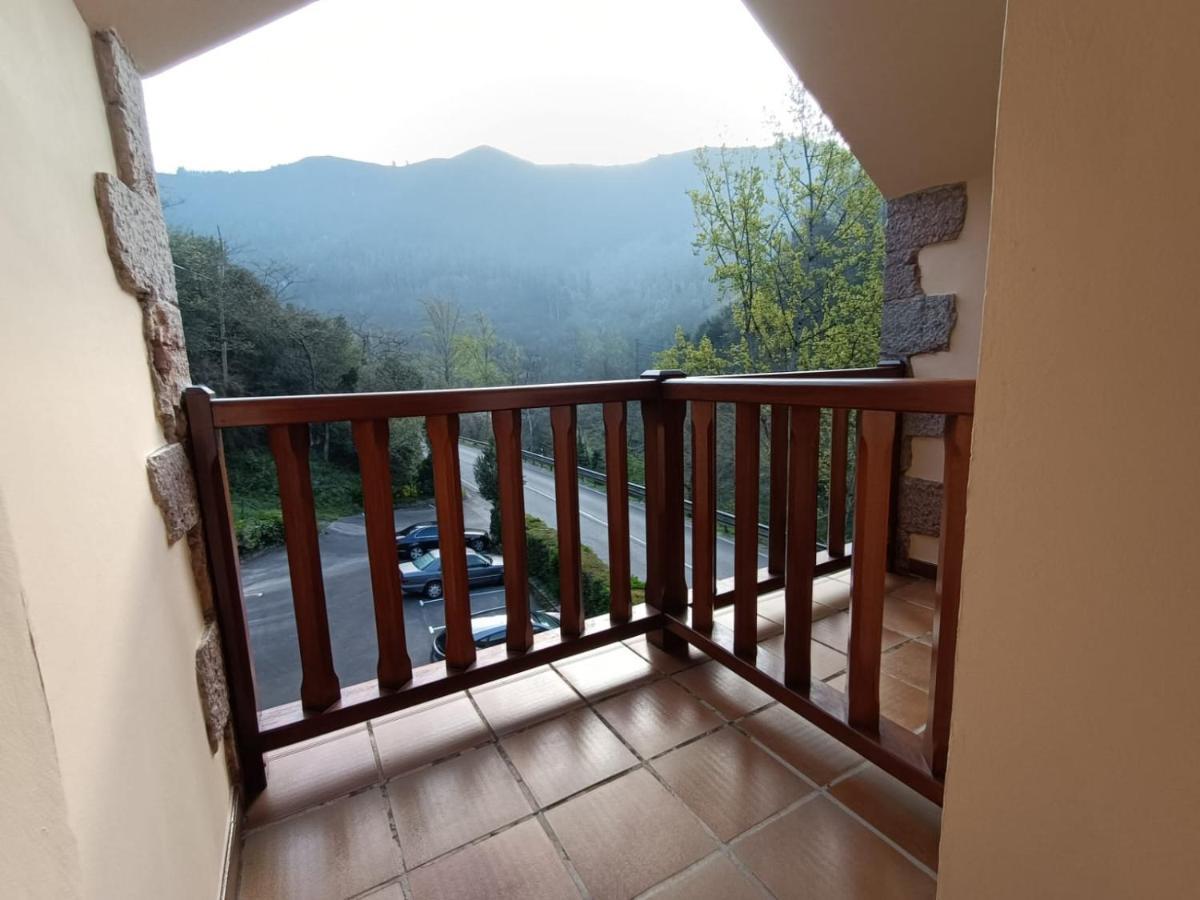 La Salmonera Cangas De Onis Cano Exterior photo
