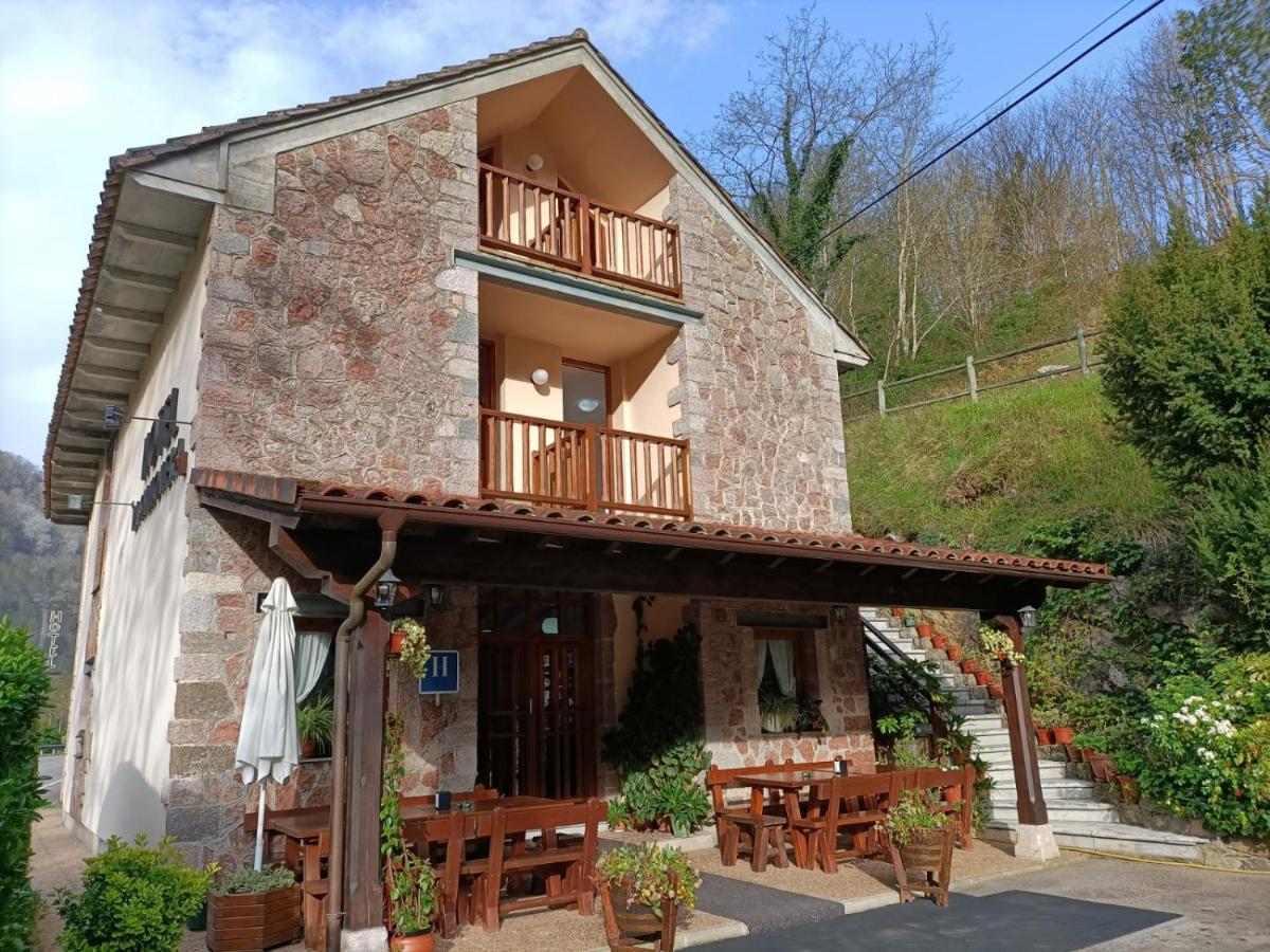 La Salmonera Cangas De Onis Cano Exterior photo