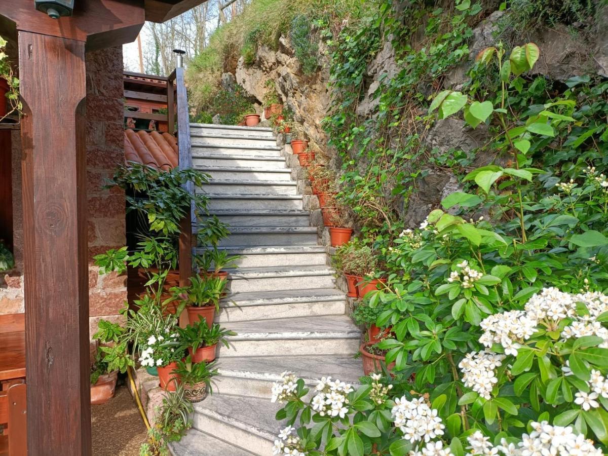 La Salmonera Cangas De Onis Cano Exterior photo