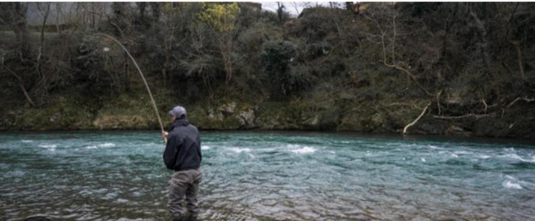 La Salmonera Cangas De Onis Cano Exterior photo