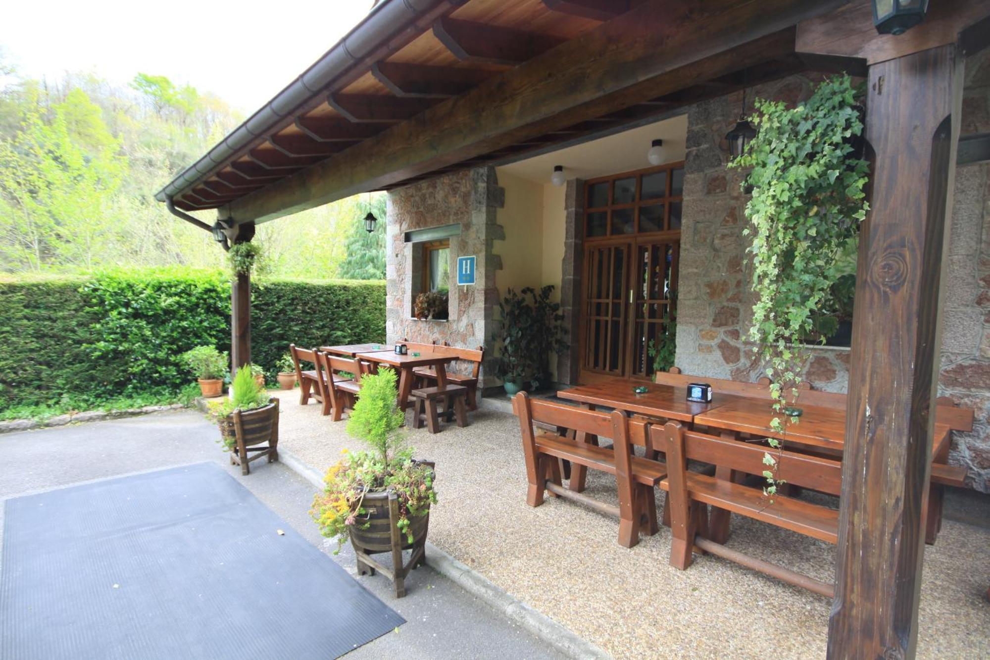 La Salmonera Cangas De Onis Cano Exterior photo