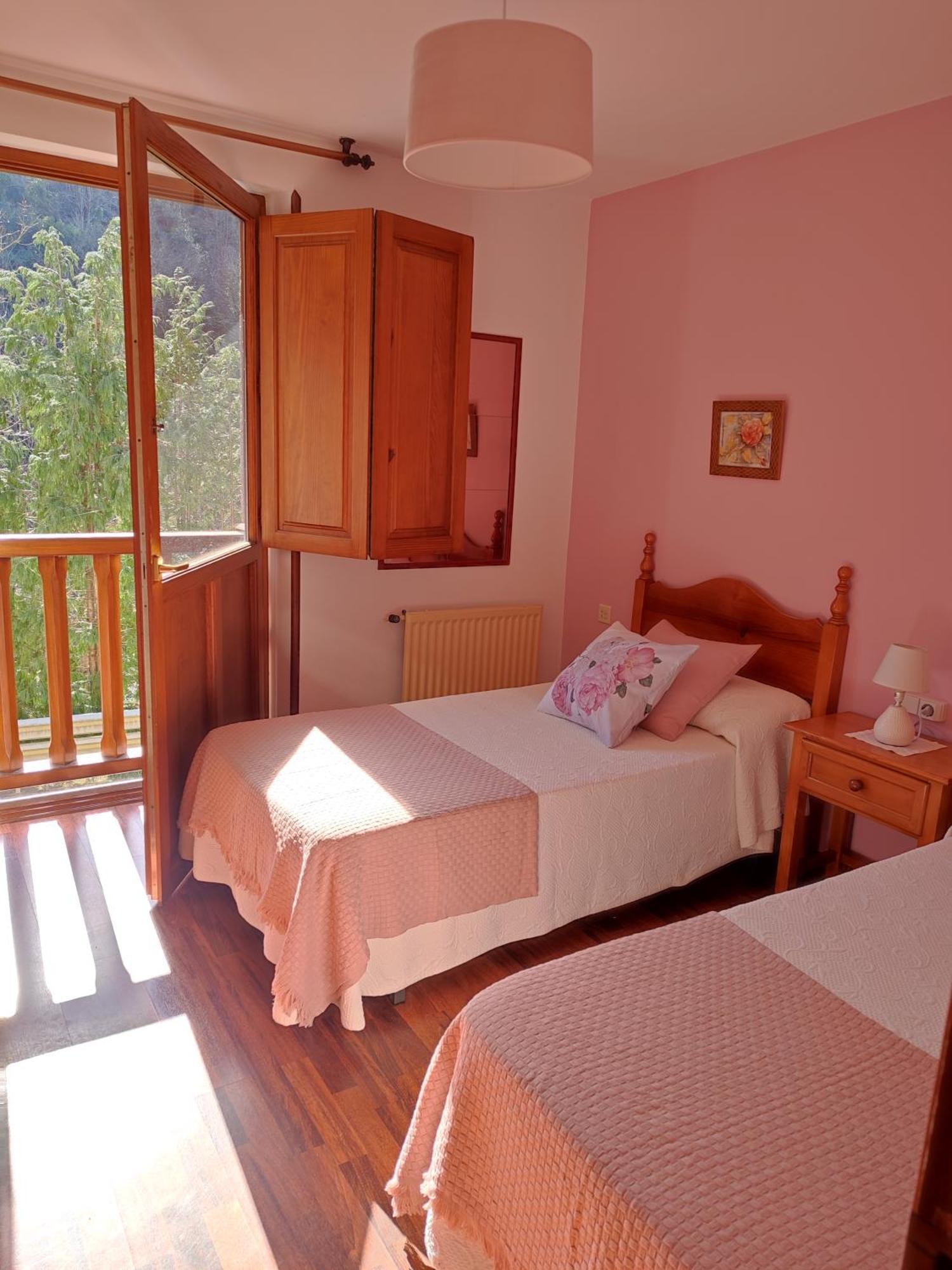 La Salmonera Cangas De Onis Cano Room photo