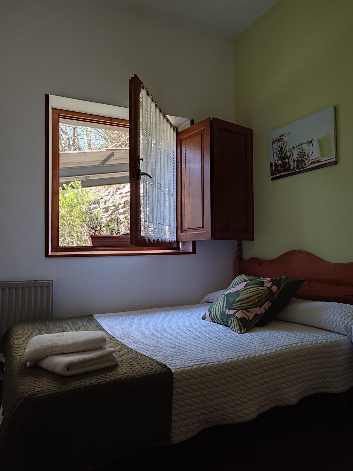 La Salmonera Cangas De Onis Cano Room photo